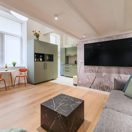 Happy Wow - Mini Appartamento Budapest